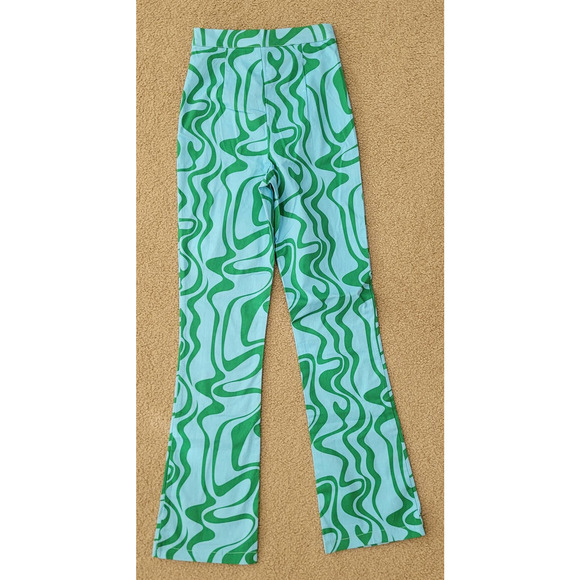 NWT VRG GRL Cruise Control Blue & Green Retro Cropped Pants. Size 4/US 0 - Picture 4 of 12